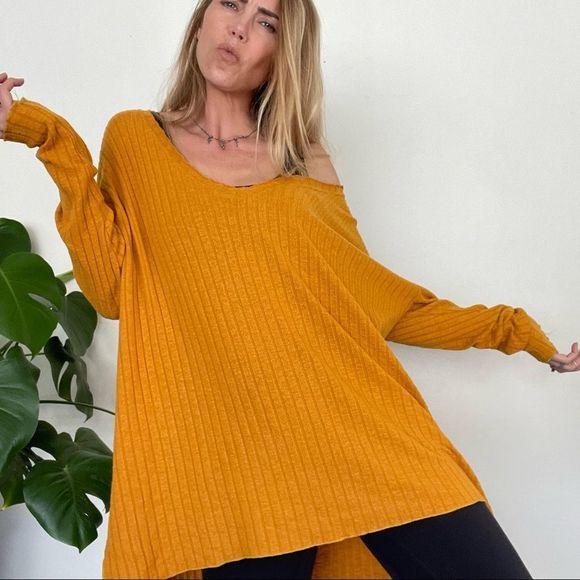 Urban Outfitters M Mango Oversized Blouse Top Ribbed Comfortable